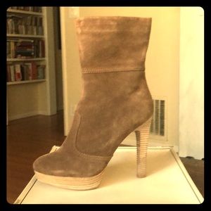 Barely worn BCBG Brown suede boots size 10